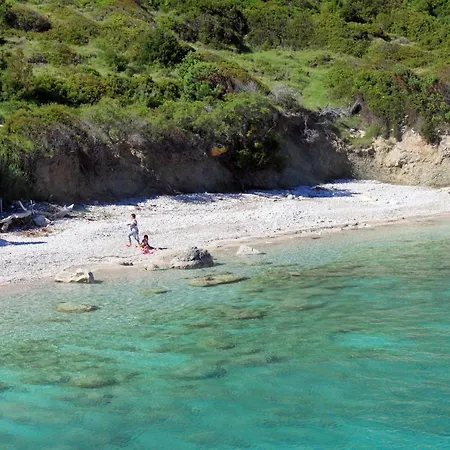 Apartments By The Sea Cove Zarace - Dubovica, Hvar - 8778 Zarace