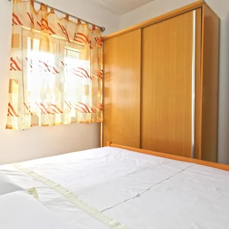 Apartment Apartments By The Sea Cove Zarace - Dubovica, Hvar - 8778